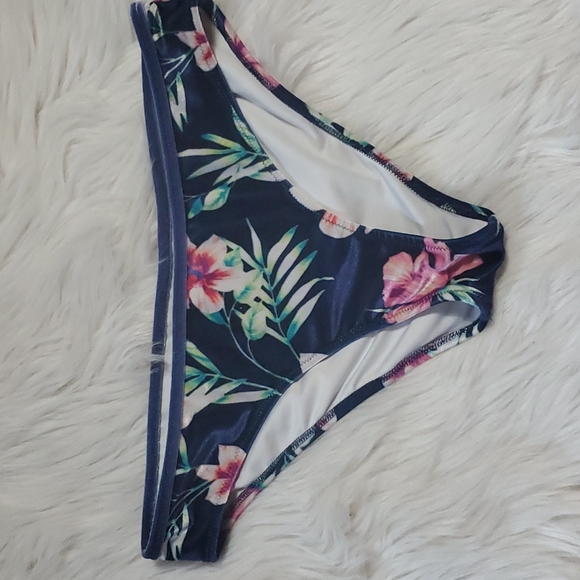 PINK Victoria's Secret Other - PINK brand blue floral velvet bikini bottom